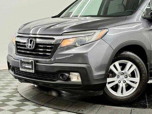 Modern Steel Metallic 2017 Honda Ridgeline RT
