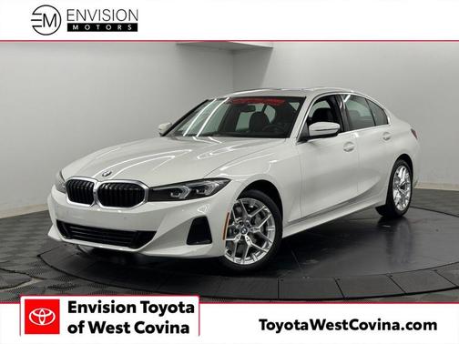 Alpine White 2025 BMW 330 330i
