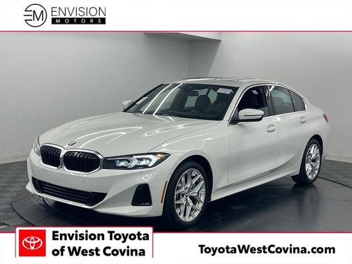 Alpine White 2025 BMW 330 330i