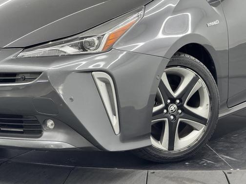 2022 Toyota Prius XLE
