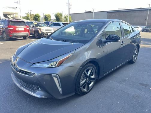 2022 Toyota Prius XLE