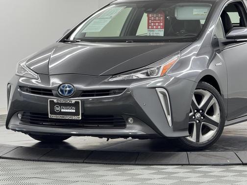 2022 Toyota Prius XLE