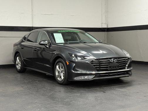 2022 Hyundai SONATA SE