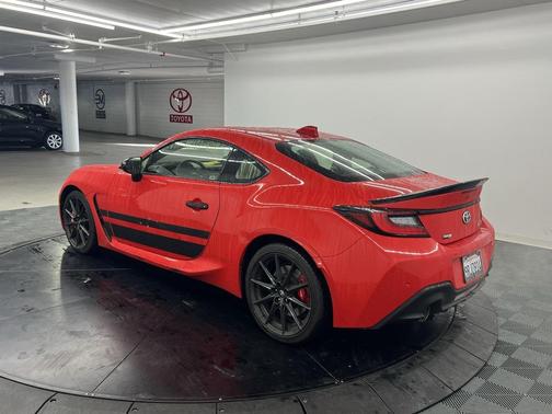 2024 Toyota GR86 Base