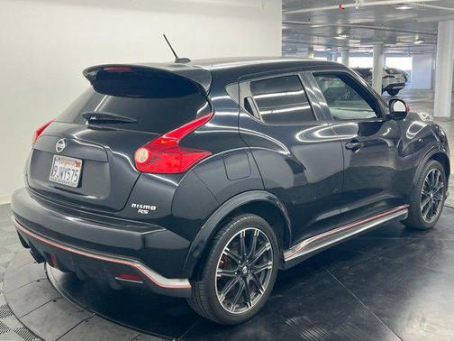 Sapphire Black 2014 Nissan Juke NISMO RS