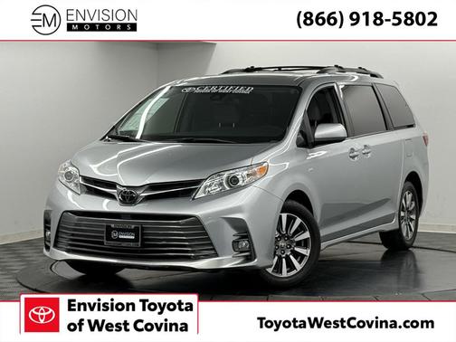 2020 Toyota Sienna XLE