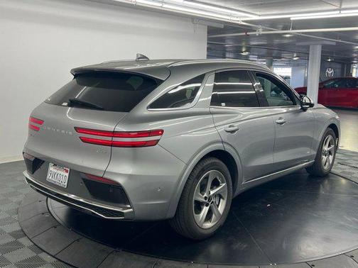 Savile Silver 2026 Genesis GV70 2.5T Advanced