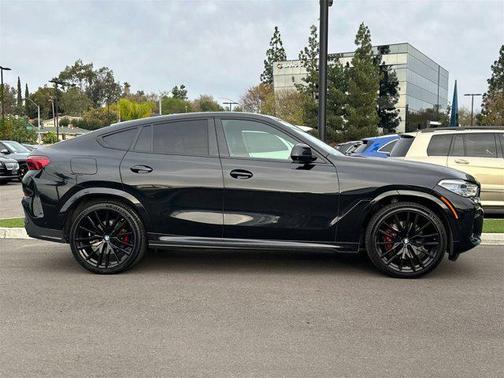 2022 BMW X6 xDrive40i
