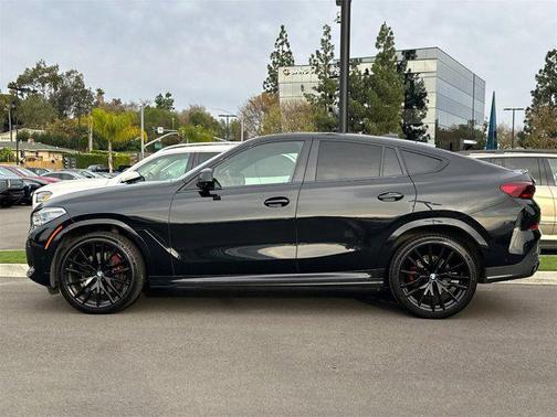 2022 BMW X6 xDrive40i
