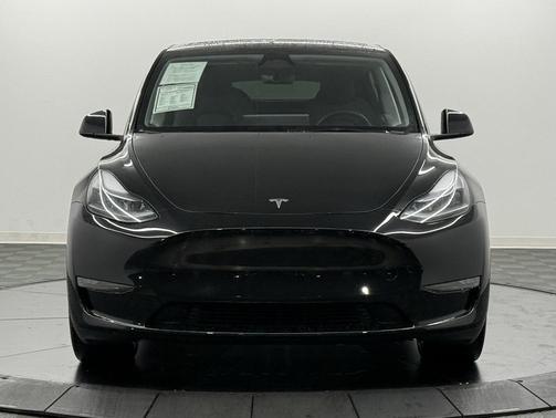 2024 Tesla Model Y Long Range Dual Motor All-Wheel Drive