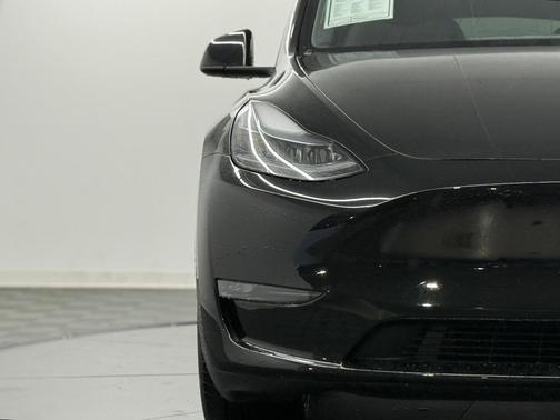 2024 Tesla Model Y Long Range Dual Motor All-Wheel Drive