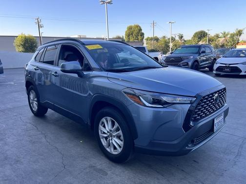 2022 Toyota Corolla Cross LE
