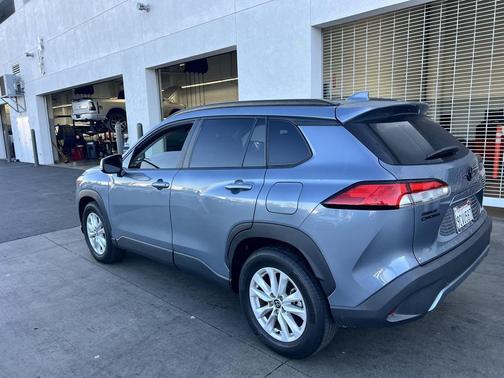 2022 Toyota Corolla Cross LE