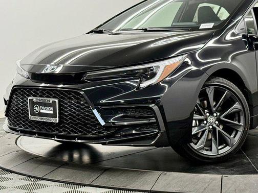 2026 Toyota Corolla Hybrid SE