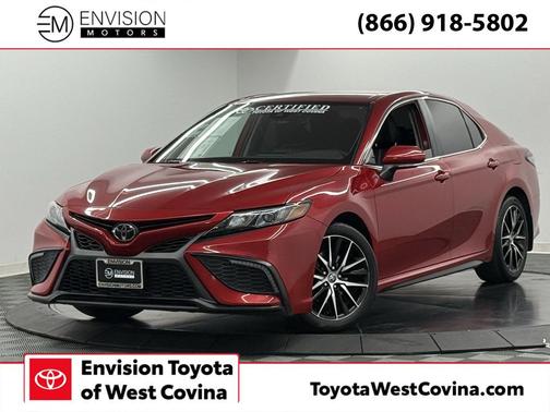 2022 Toyota Camry SE