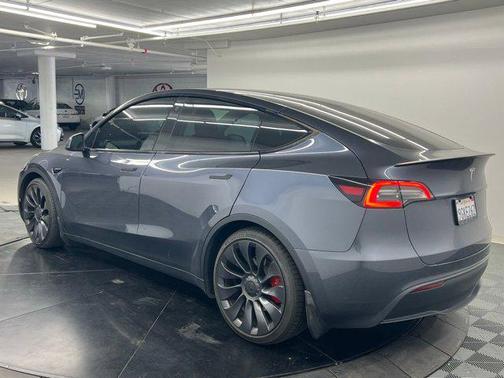 Midnight Silver Metallic 2023 Tesla Model Y Performance Dual Motor All-Wheel Drive