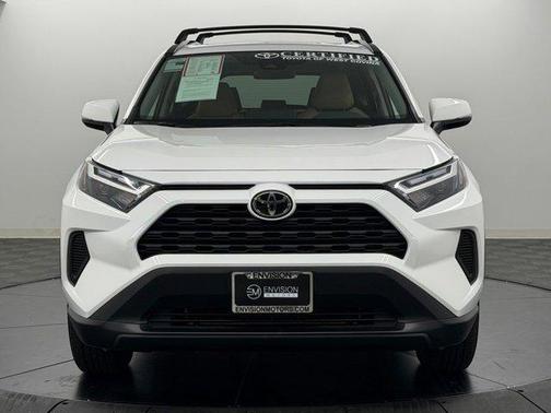 Ice 2025 Toyota RAV4 XLE