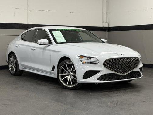 2022 Genesis G70 3.3T RWD