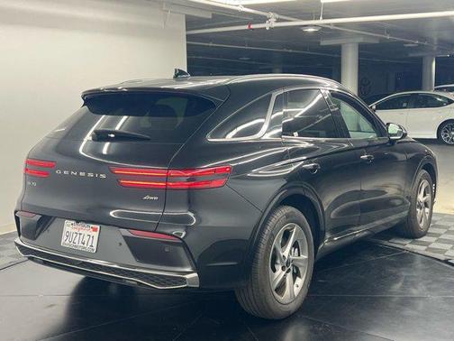 2026 Genesis GV70 2.5T Select