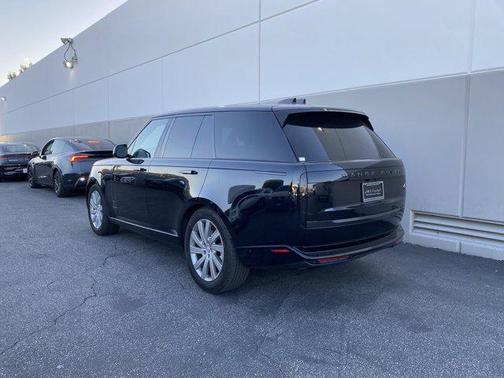 2023 Land Rover Range Rover P400 SE