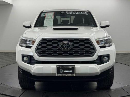Super White 2021 Toyota Tacoma TRD Sport