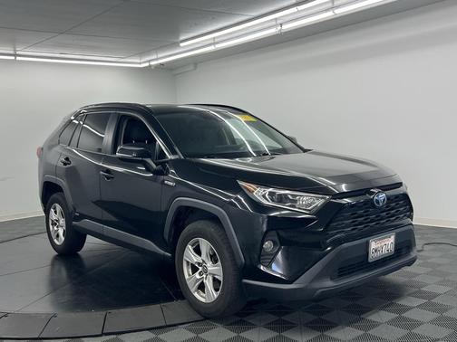 2019 Toyota RAV4 Hybrid XLE