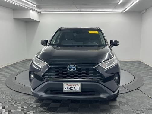 2019 Toyota RAV4 Hybrid XLE