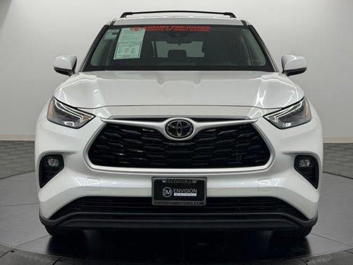 Wind Chill Pearl 2023 Toyota Highlander LE