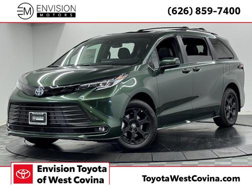 2025 Toyota Sienna Woodland Edition