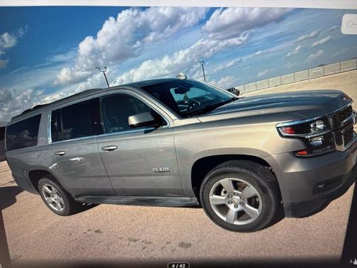 2019 Chevrolet Suburban LT