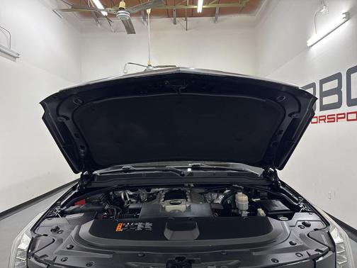 2018 Cadillac Escalade ESV Luxury