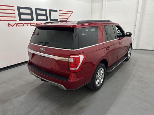 Rapid Red Metallic Tinted Clearcoat 2020 Ford Expedition XLT