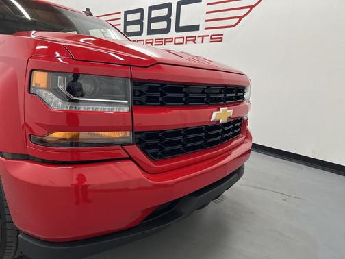 2017 Chevrolet Silverado 1500 Custom