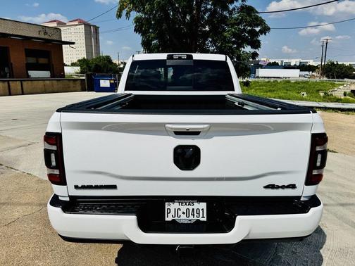 2021 RAM 2500 Laramie Mega Cab 4x4 6'4' Box
