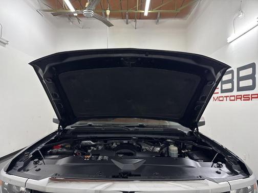 2016 Chevrolet Silverado 1500 High Country