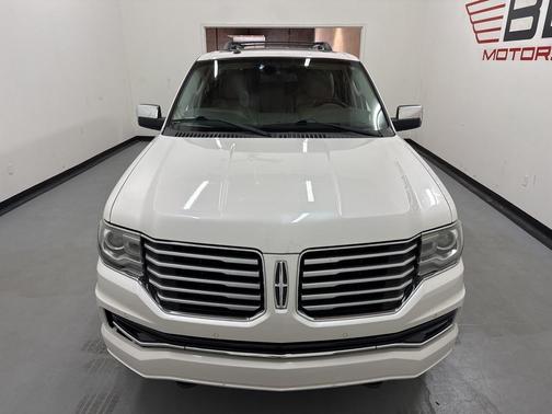 2015 Lincoln Navigator Base