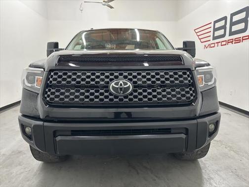 2018 Toyota Tundra SR5