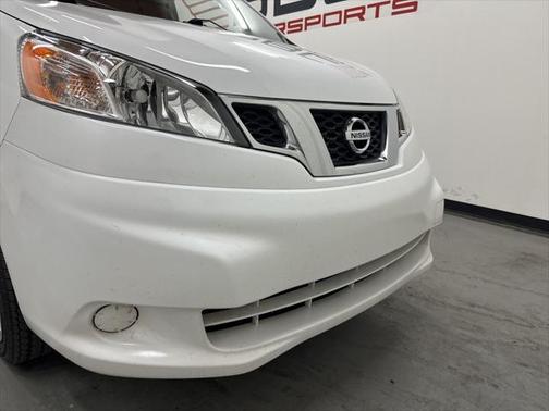 2020 Nissan NV200 SV