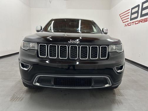 Diamond Black Crystal Pearlcoat 2019 Jeep Grand Cherokee Limited