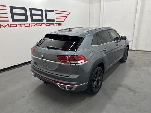 2020 Volkswagen Atlas Cross Sport 3.6L V6 SE w/Technology R-Line