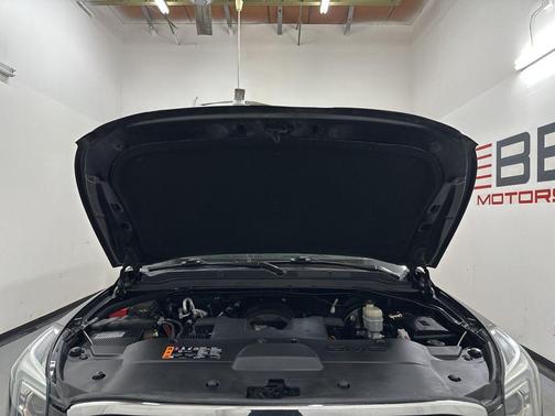 2020 GMC Yukon XL SLT