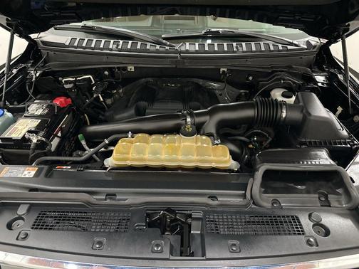 Agate Black Metallic 2019 Ford Expedition XLT
