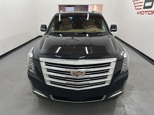 2019 Cadillac Escalade Platinum