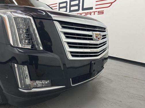 2019 Cadillac Escalade Platinum