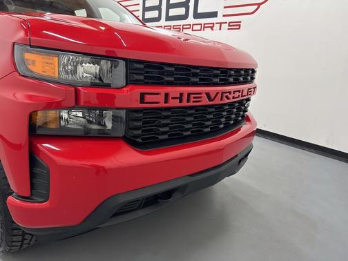 2020 Chevrolet Silverado 1500 Custom