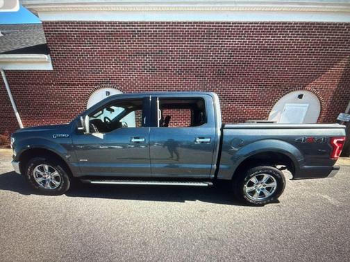 Magnetic Metallic 2017 Ford F-150 XLT