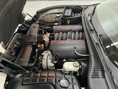 2000 Chevrolet Corvette Base