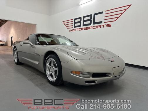 2000 Chevrolet Corvette Base