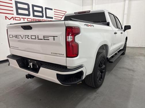 2022 Chevrolet Silverado 1500 Custom