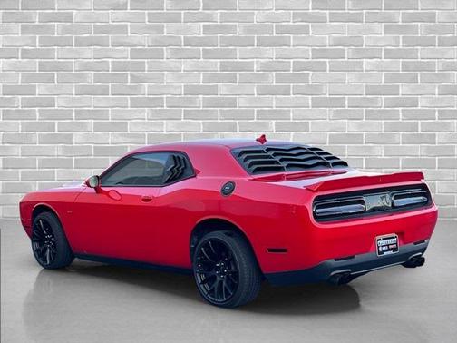 2017 Dodge Challenger GT